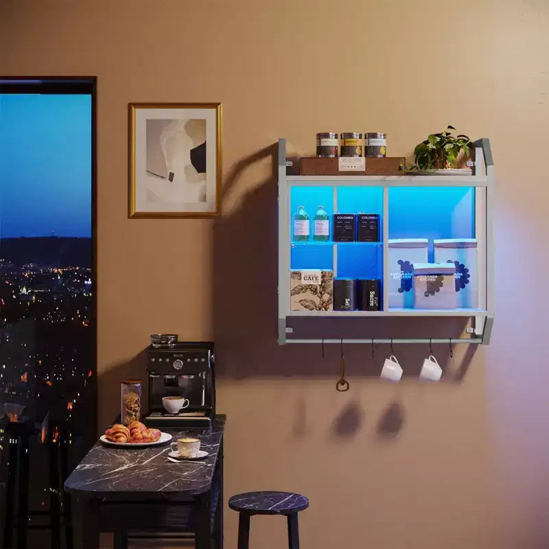 Bestier Étagères murales flottantes 25 LED, avec étagères en verre réglables, pour salle de jeu, cuisine, cave à vin, bar à café