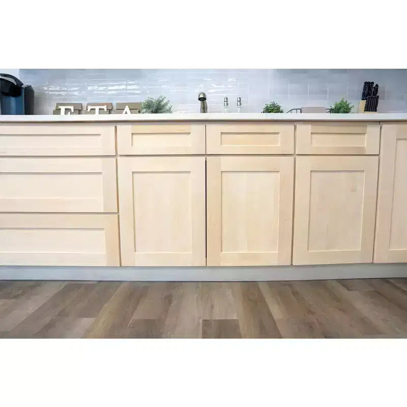 CASAINC 18 in. W x 34.5 in. H x 24 in. D Base Kitchen Cabinet with Drawer  Plywood Frame Soft-Close - Full Overlay RTA