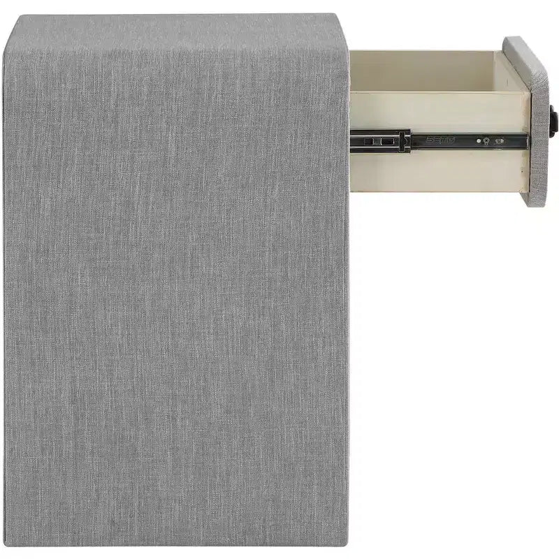Meridian Furniture, Table d'appoint Medley