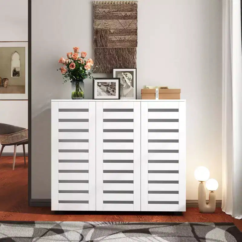 Okak Shoe Cabinet, 5-Tier Shoe Cabinet with Three Doors and Adjustable Shelves, Shoe rack for Entryway, Living Room, Hallway