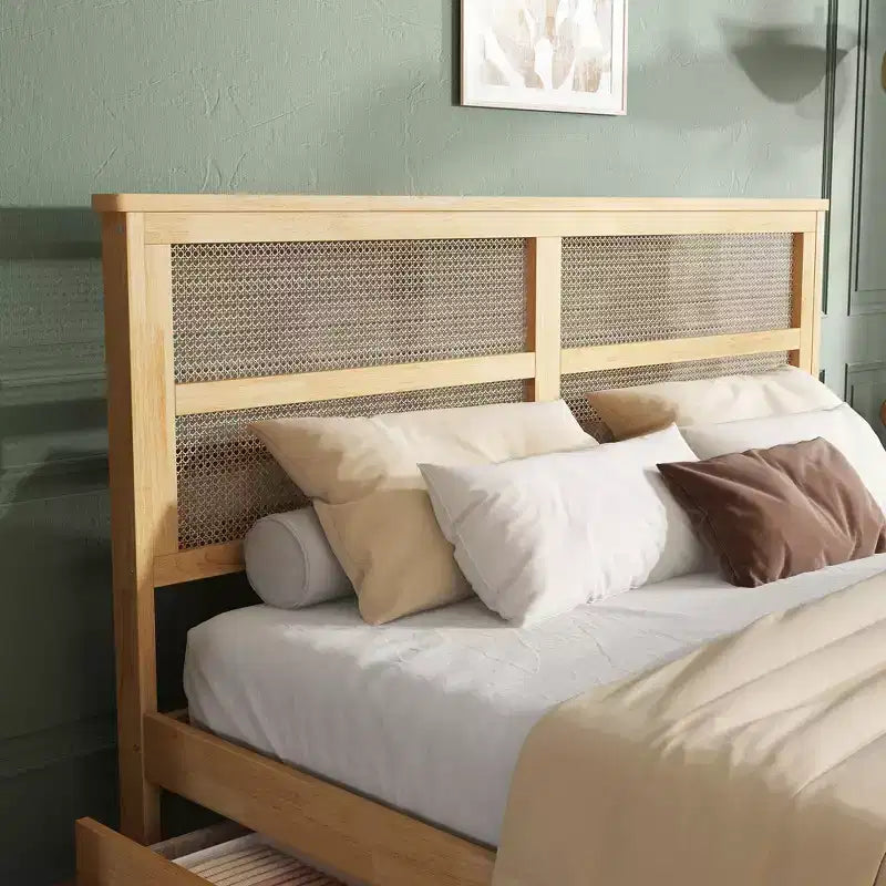 Struttura Letto King in Legno con Testiera in Rattan e 2 Cassetti Contenitore, Rovere Bianco