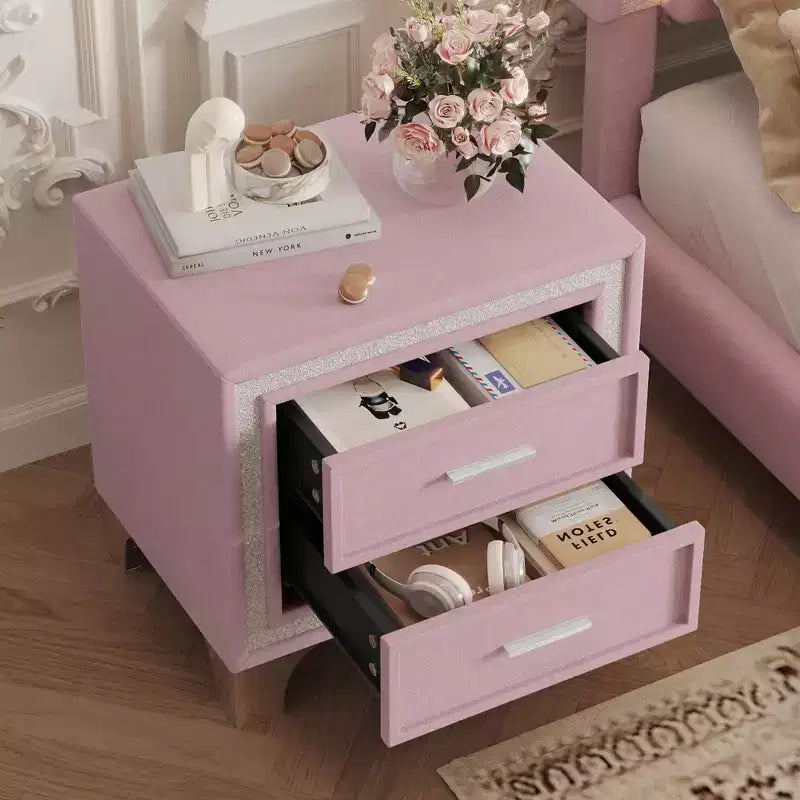 Comodino Mid-Century in Velluto con 2 Cassetti e Bordo Glitter Argento, Rosa