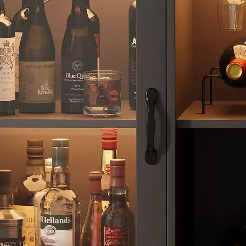 Mobile Bar Autoportante con Luce a LED, Prese di Corrente, Portabottiglie e Portabicchieri