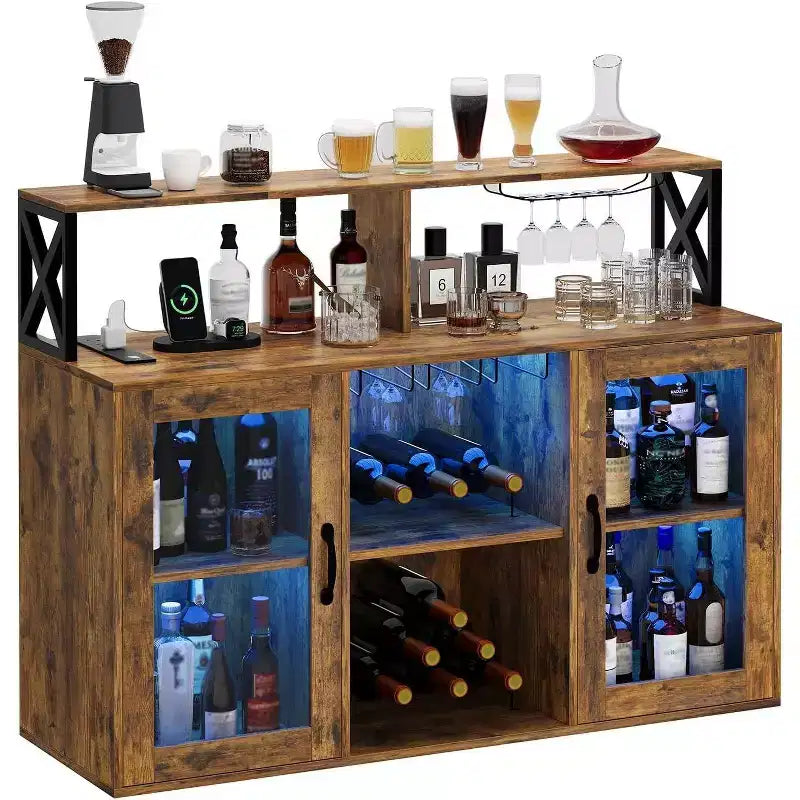 Mobile Bar Autoportante con Luce a LED, Prese di Corrente, Portabottiglie e Portabicchieri