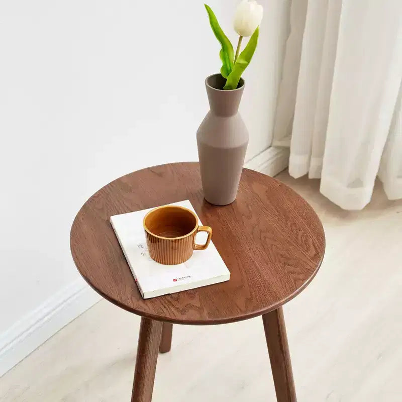 Okak Wooden Round Side Table with Floor Friendly Non-Slip Pads, End Table with Strong Three-Legged Structure, Couch Table for Living Room