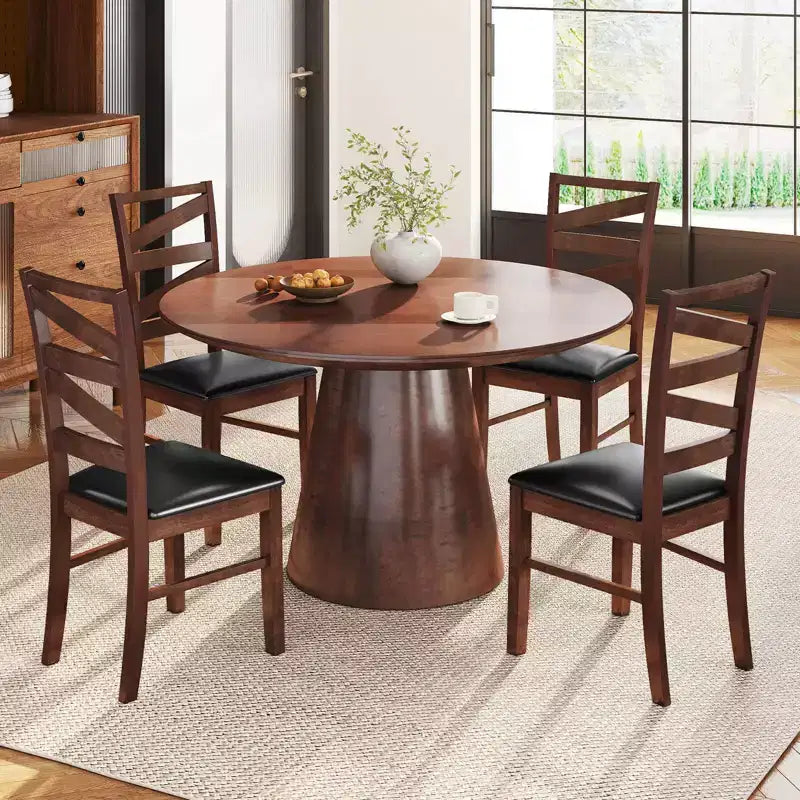 Lot de 2 chaises de salle à manger Costway avec pieds en bois d'hévéa et assise sans accoudoirs en similicuir