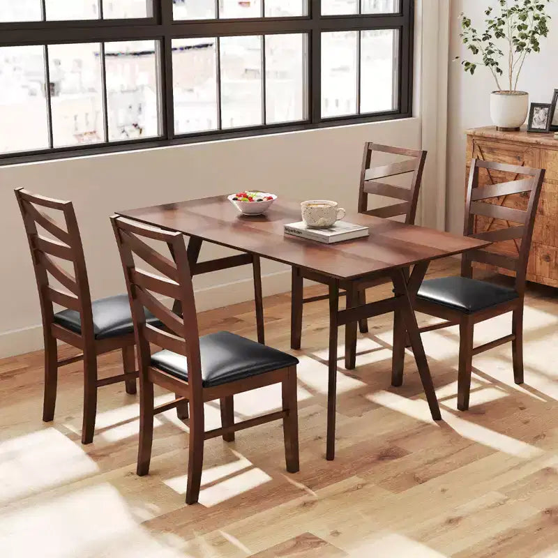 Lot de 2 chaises de salle à manger Costway avec pieds en bois d'hévéa et assise sans accoudoirs en similicuir