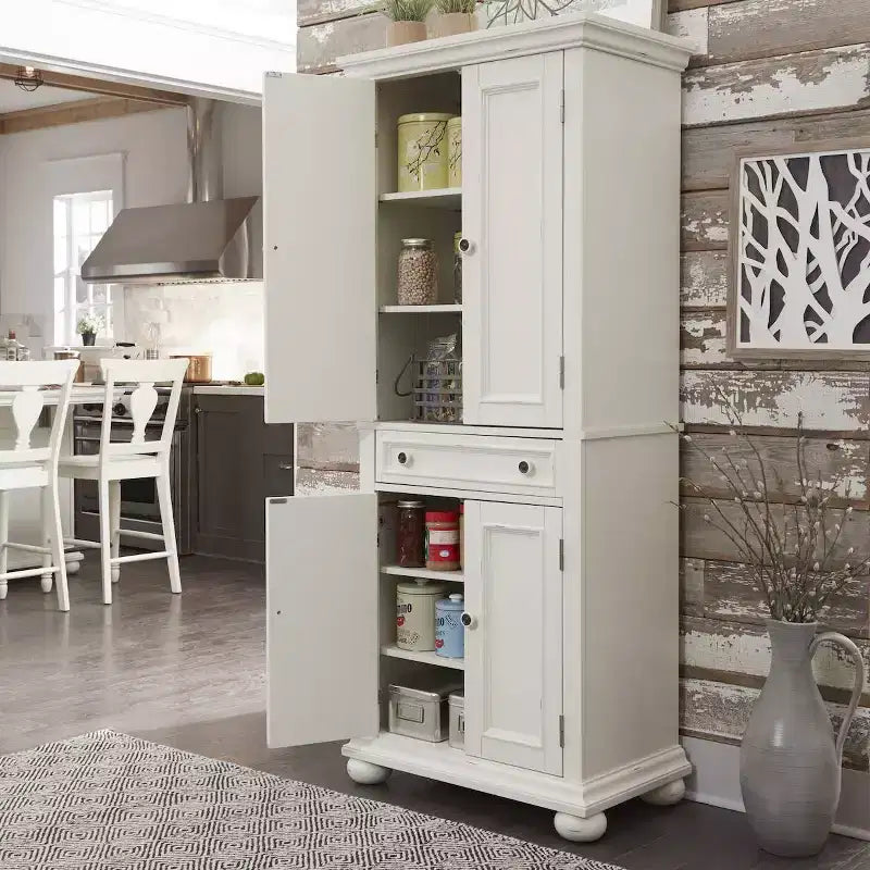 Mobile per dispensa da cucina bianco con ripiani regolabili e vano portaoggetti