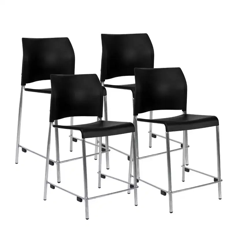 Set di 4 sgabelli da bar in plastica ad altezza bancone